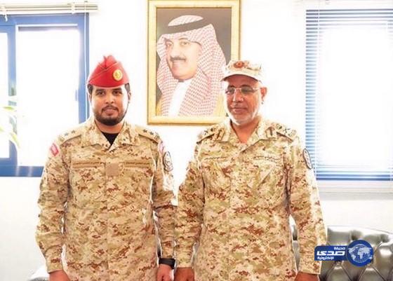 قائد لواء الملك عبدالعزيز يقلد الشهري رتبة ملازم أول