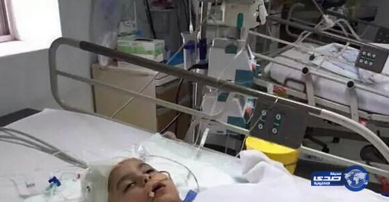 خطأ طبيّ يُصيب طفلة بالإعاقة ومناشدات بنقلها لـ”تخصصي الرياض”