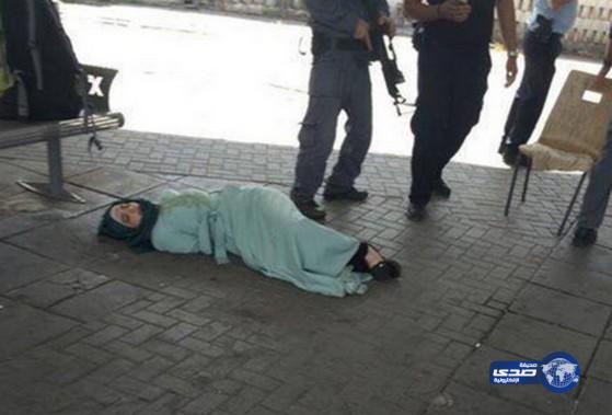 تعرض فتاة فلسطينية لأطلاق نار من قبل قوات الاحتلال الاسرائيلي