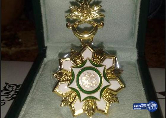 المقام السامي يوافق على منح 12 ضابطًا أوسمة تقديرية