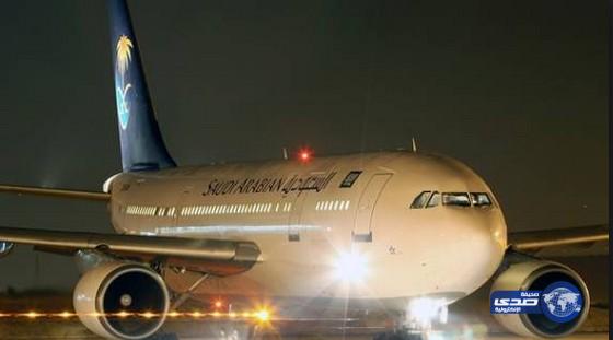 قائد طائرة “السعودية” يعيد راكباً تلقى خبر مرض والدته