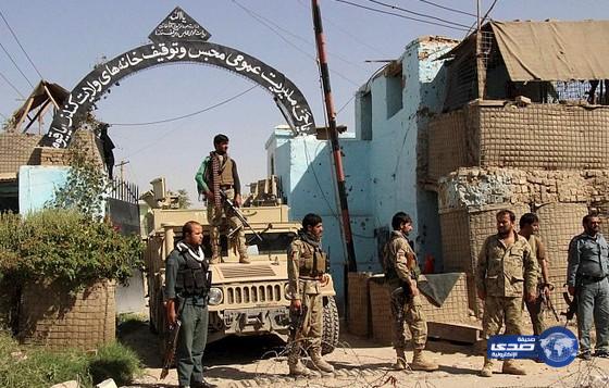 طالبان تهدد ثاني عاصمة إقليمية في أفغانستان مع اتساع القتال