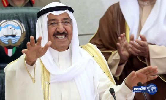 أمير الكويت يتدخل شخصياً لحل أزمة مكيفات المدارس