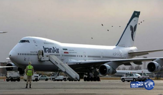 طائرة إيرانية تفقد محركها بعد إقلاعها