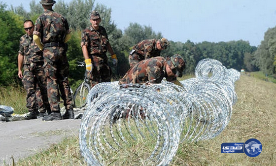 المجر تنتهي من بناء جدار عازل مع كرواتيا لمنع تدفق اللاجئين