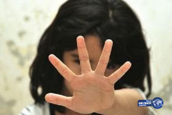 قهوجي يتحرش بطالبة في سادس ابتدائي