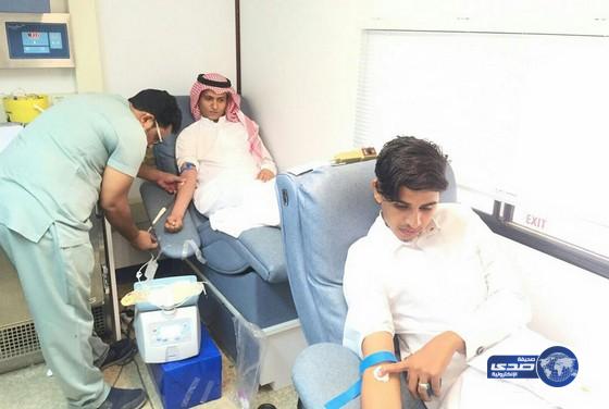 مدرسة بجازان تقود حملة للتبرع لجنودنا البواسل