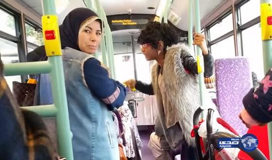 بالفيديو:الاعتداء على محجبة مغربية في لندن