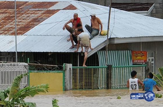 ارتفاع حصيلة ضحايا إعصار الفلبين إلى 14 قتيلاً