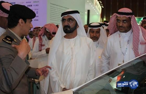 حاكم دبي يزور جناح وزارة الداخلية بمعرض جيتكس