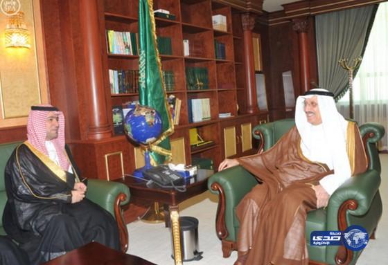 امير منطقة جازان يستقبل وزير الإسكان لبحث المشروعات في المنطقة