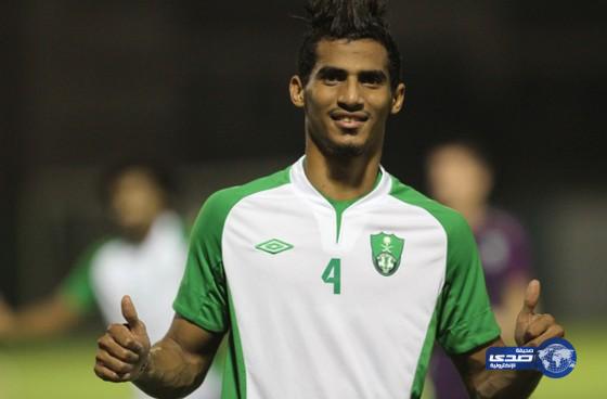 النادي الأهلي يجدد عقد باخشوين وبلغيث