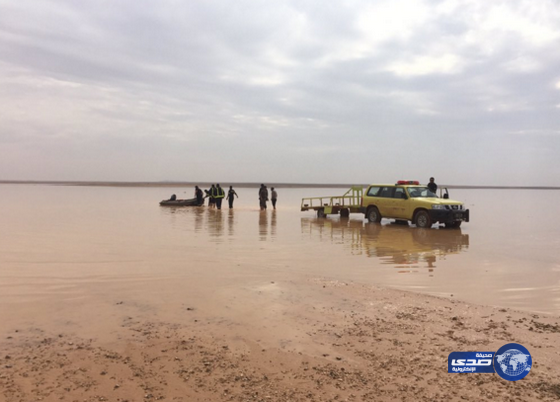 البحث عن طفلين مفقودين وإنقاذ ٣٤ محتجزاً بأمطار الشمالية