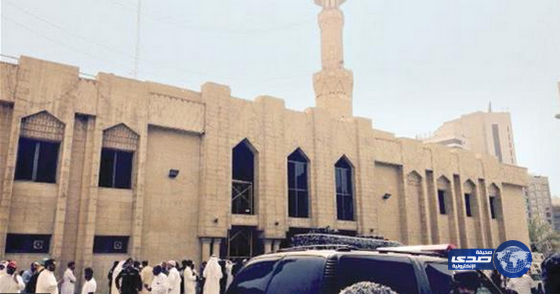 الكويت تمنع وقوف السيارات لفترات طويلة أمام المساجد