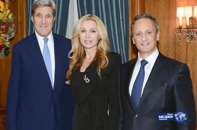 جون كيري لزوجة السفير الكويتي : إنتي إعصار ..أنتي مُذهله ..إنتي طوفان !