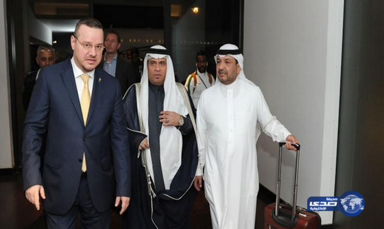 بالصور: بعثة الأخضر تصل عمّان استعداداً للقاء فلسطين