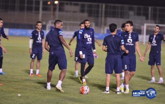 9 ساعات متواصلة للاعبي الهلال في مقر النادي