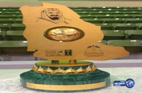 الهلال يعتمد شعار كأس المؤسس على قمصان فرق النادي