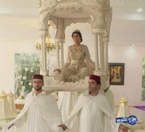 سلمى رشيد فوق الاعناق