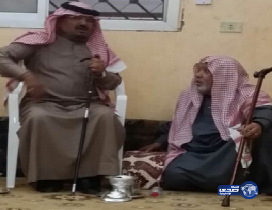 الشيخ بن حرب يعزي كليب في وفاة إبنه‎