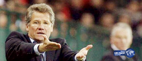 جماهير الاتحاد تقذف المدرب بقوارير المياه