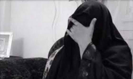 والدة “مواطن” تناشد انقاذ حياه ابنها وعائلتة