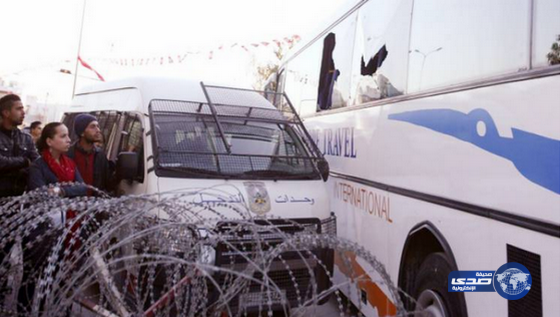 ارتفاع ضحايا تفجير حافلة للحرس الرئاسي في تونس إلى 13 قتيلاً