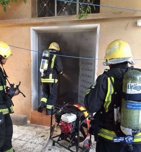 مدني عرعر يخمد حريق داخل مطبخ منزل