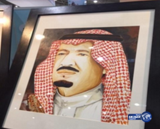 بالصور.. فنانة سعودية تبدع في رسم صور لملوك وأمراء المملكة بـ&#8221;الزعفران&#8221;