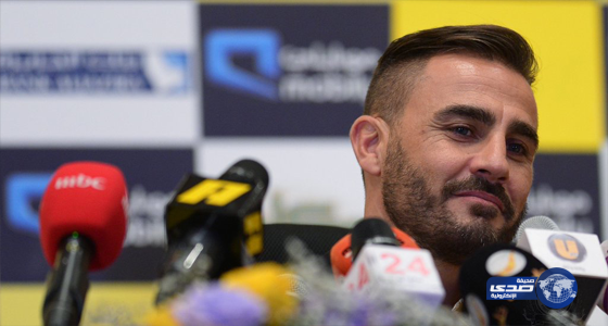 كانافارو يُنفي الرحيل عن النصر