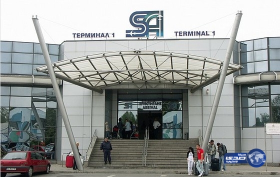 السلطات البلغارية تكتشف عبوة ناسفة في سيارة فان خارج مطار صوفيا