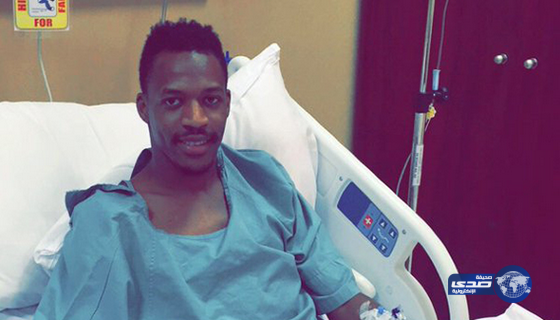 كنو لاعب التعاون يجري عملية العضلة الضامة