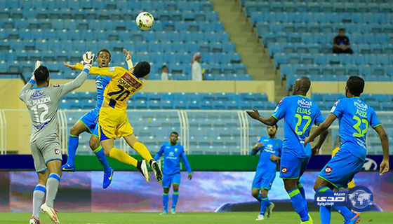 سوزا والحمدان يقودان الفتح أمام التعاون