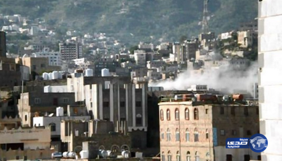 قتل وإصابة ثمانية مدنيين في قصف مليشيا الحوثي لأحياء سكنية بمدينة تعز