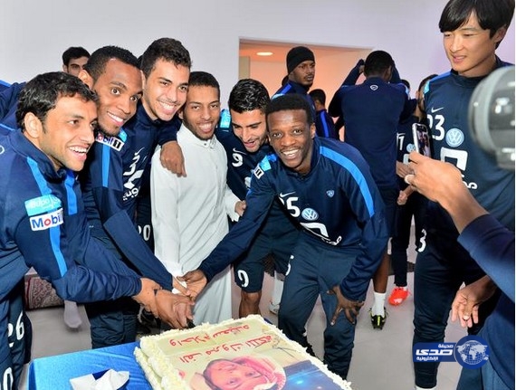 دونيس يكتفي باجتماع فني