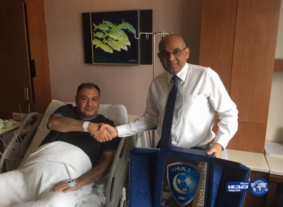 الأمين العام للإتحاد الآسيوي يزور سامي أبوخضير بعد تعرضه لوعكه صحية