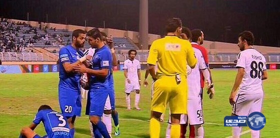 ياسر القحطاني يدخل نادي الرابطة المئوي في مباراة هجر