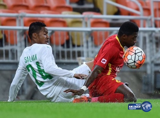 الأهلي يواصل سلسلة الانتصارات بثنائية في القادسية