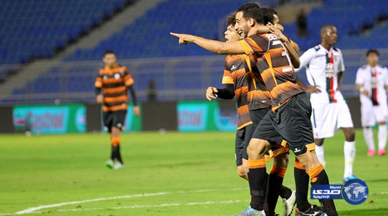 الشباب يتأهل الى الدور المقبل من كأس الملك