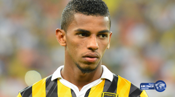 عسيري للاعبي الاتحاد .. علينا أن نتكاتف