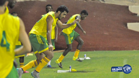 اليامي يعلن التوقيع مع لاعب برازيلي ومهاجم في الطريق