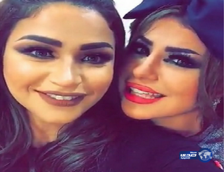 سيلفي حليمه بولند مع نهى نبيل..