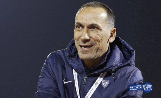 دونيس ثاني أفضل مدرب يوناني لعام 2015