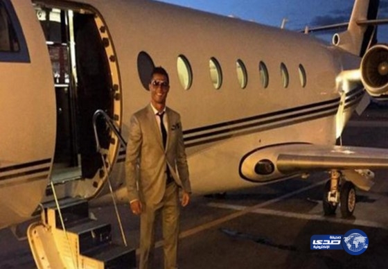 رئيس ريال مدريد يستنجد بالملك محمد السادس لمنع رونالدو من دخول المغرب