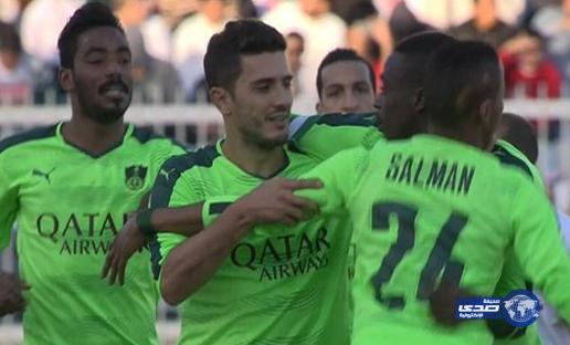 الأهلي يقصي ضمك ويتأهل لدور الثمانية في كأس الملك