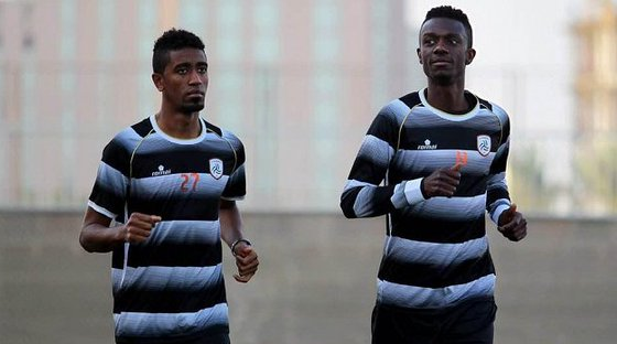 مدرب الشباب يستبعد معاذ والدوسري عن مواجهة هجر