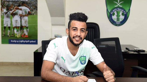 الأهلي يوقع مع ماجد كنبه