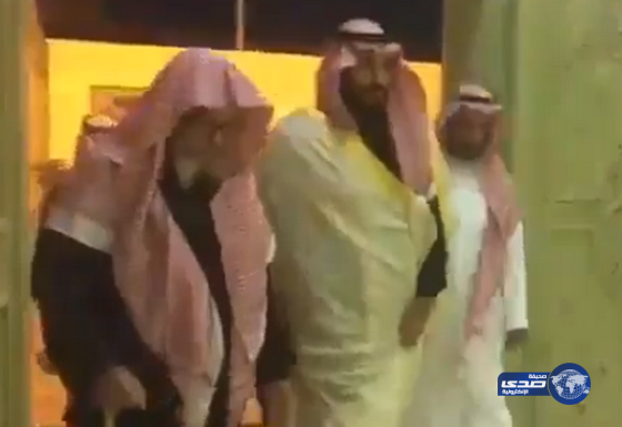 بالفيديو:الأمير محمد بن سلمان يزور الشيخ الفوزان بمنزله