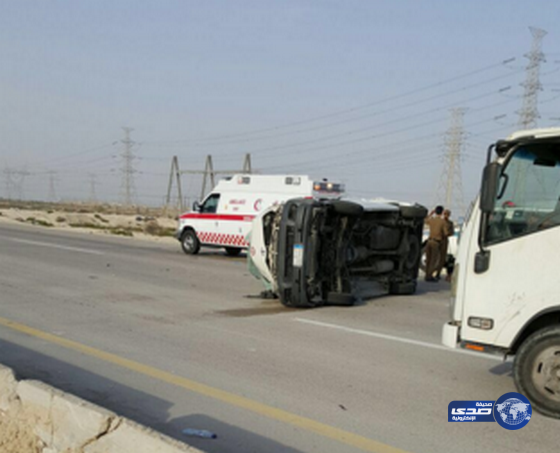 وفاه وإصابة9 في حادث تصادم على طريق الجبيل