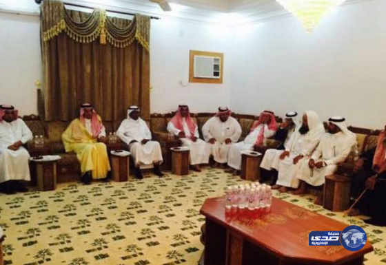 محافظ بيشه يقدم واجب العزاء  لذوي متوفيات الجامعه